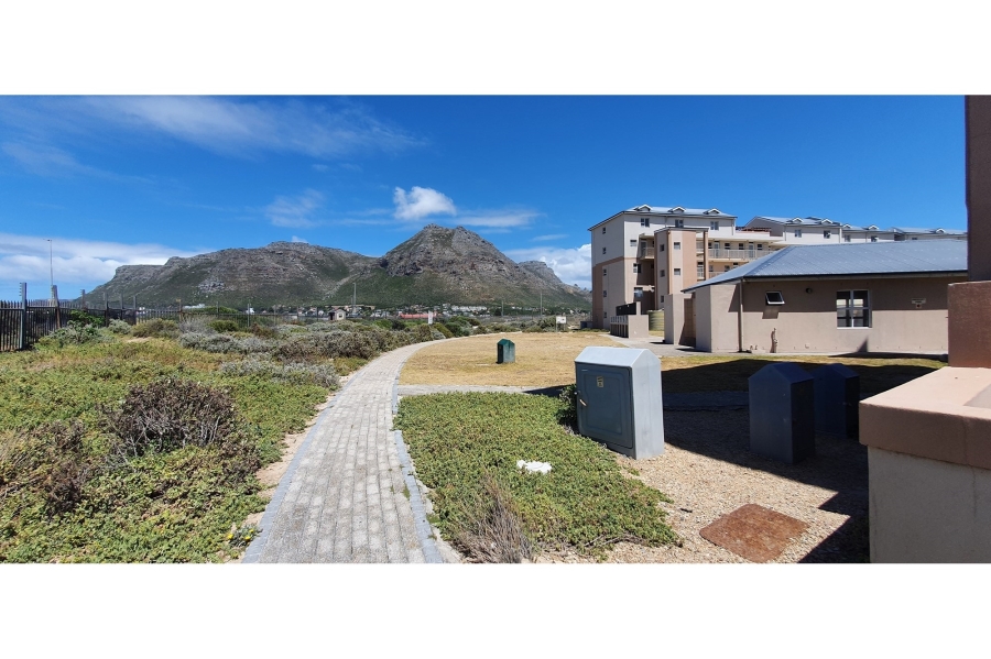 2 Bedroom Property for Sale in Muizenberg Western Cape